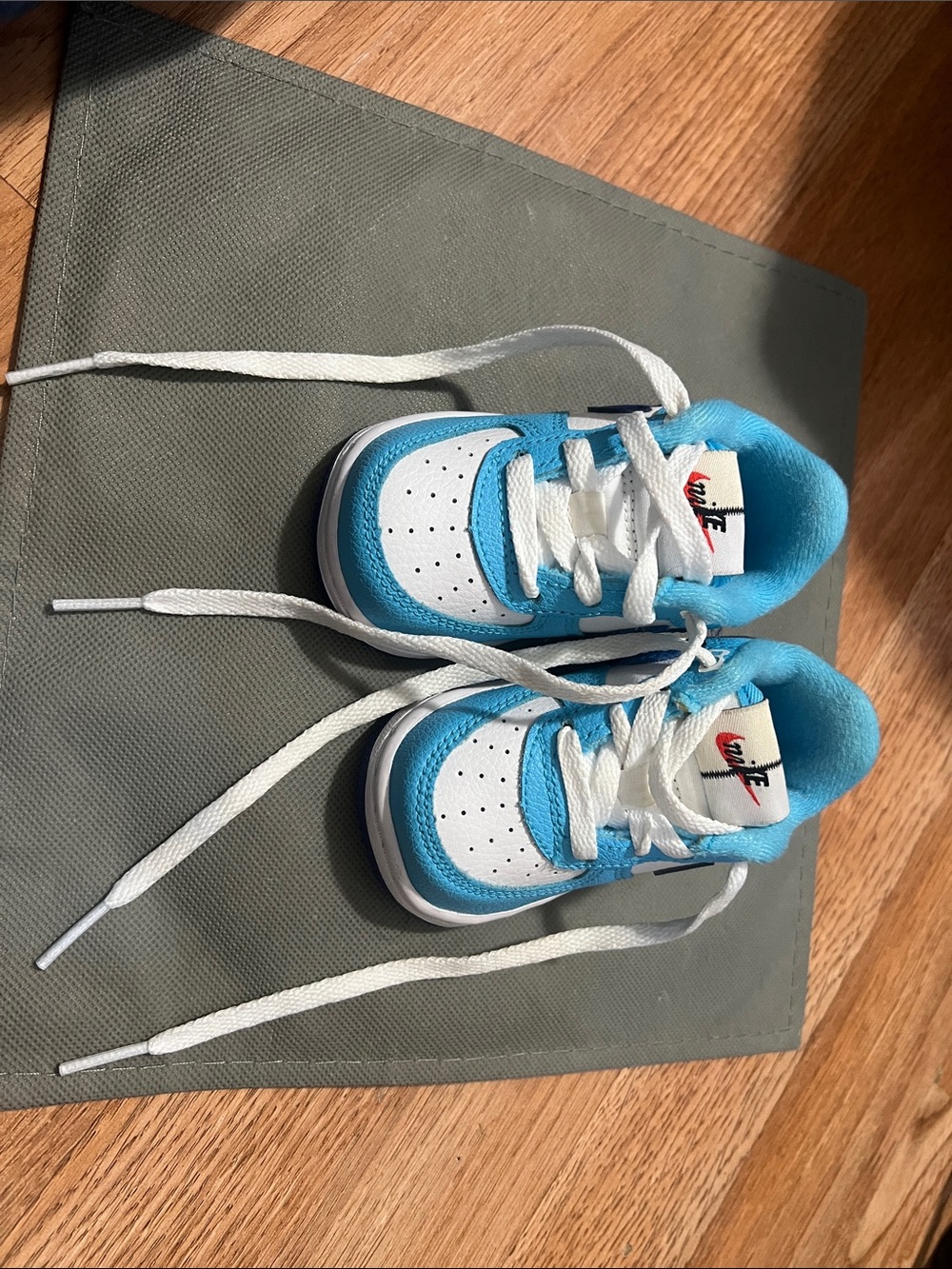 Nike Kids Blue and White Low-Top Sneakers